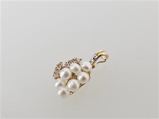 14K Yellow Gold 3.9mm Round Pearl Round Diamond Pendant Charm